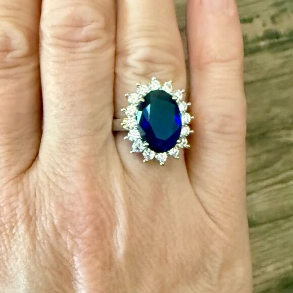 Oval Sapphire Blue Stone Ring Womens Sterling Silver Jewelry New - Picture 7 of 7